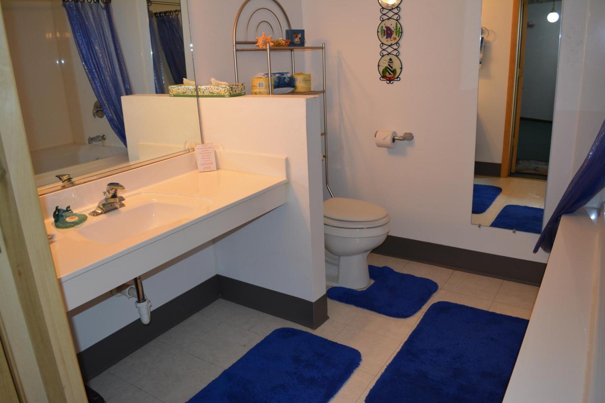 Bloomer Inn & Suites الغرفة الصورة