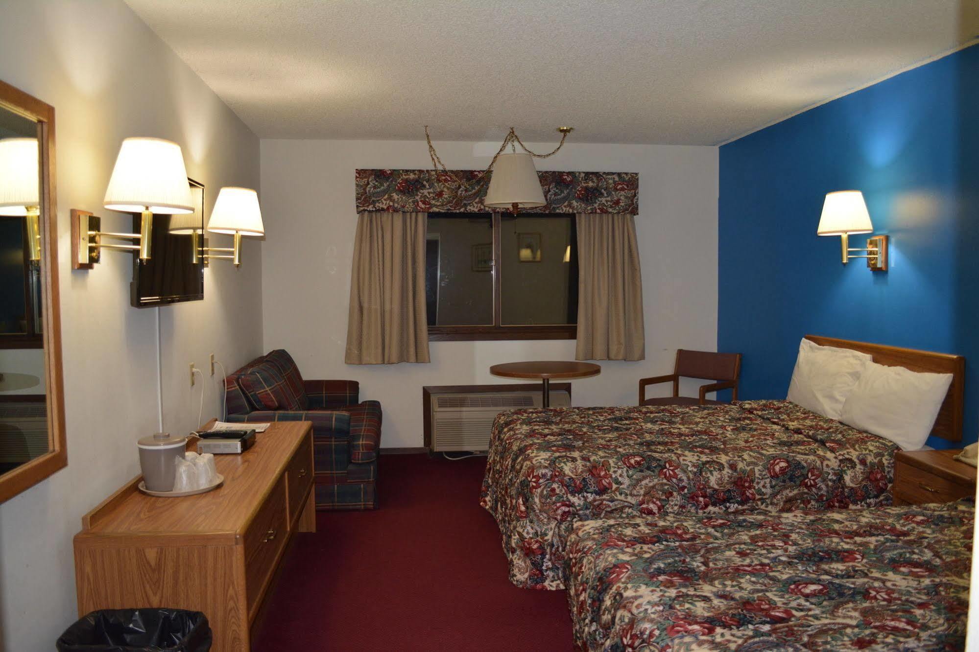 Bloomer Inn & Suites المظهر الخارجي الصورة