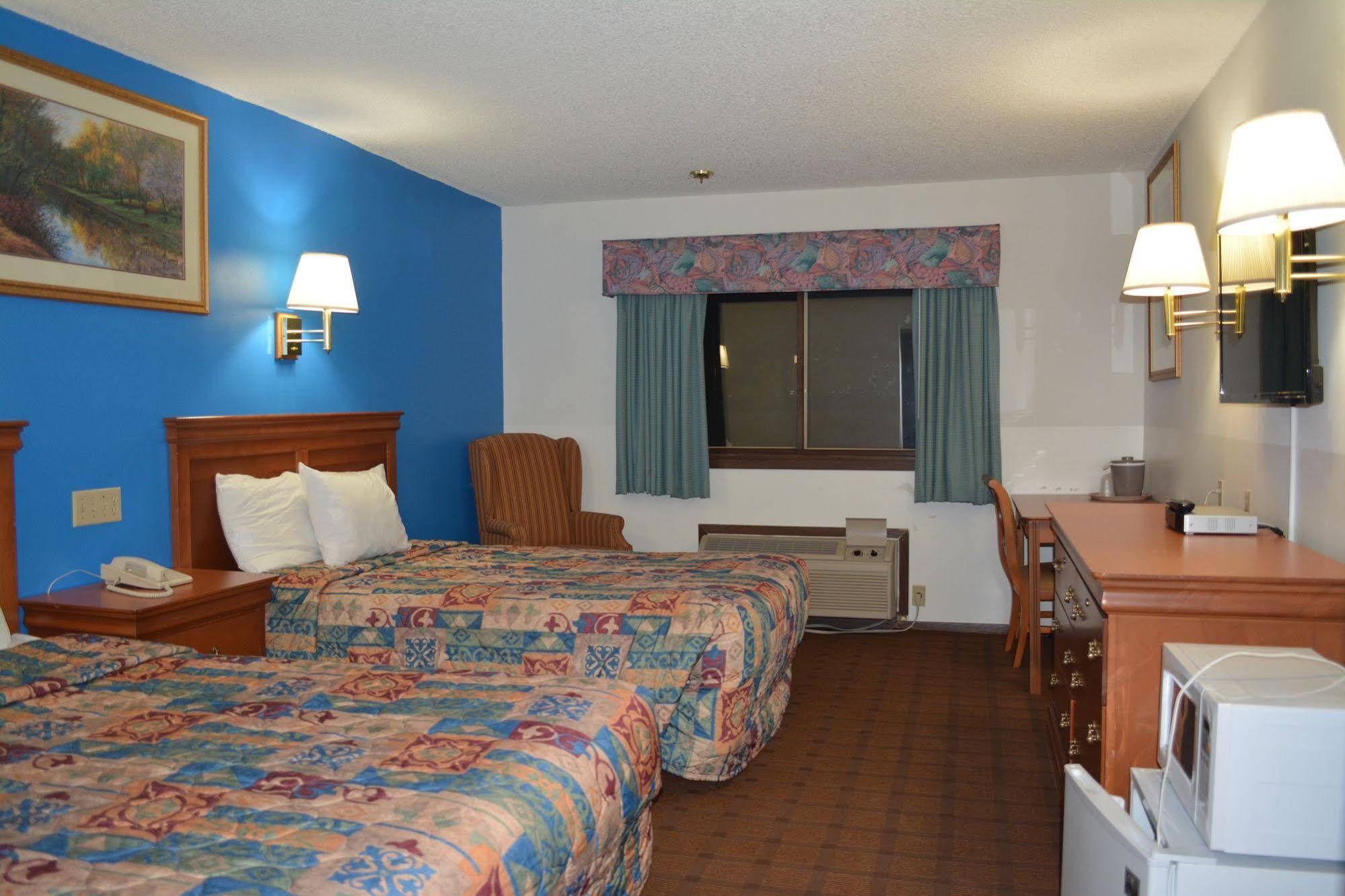 Bloomer Inn & Suites المظهر الخارجي الصورة